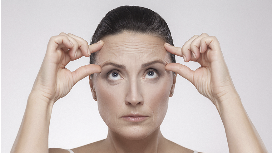 Minimiza las líneas de expresión de tu rostro en 5 pasos